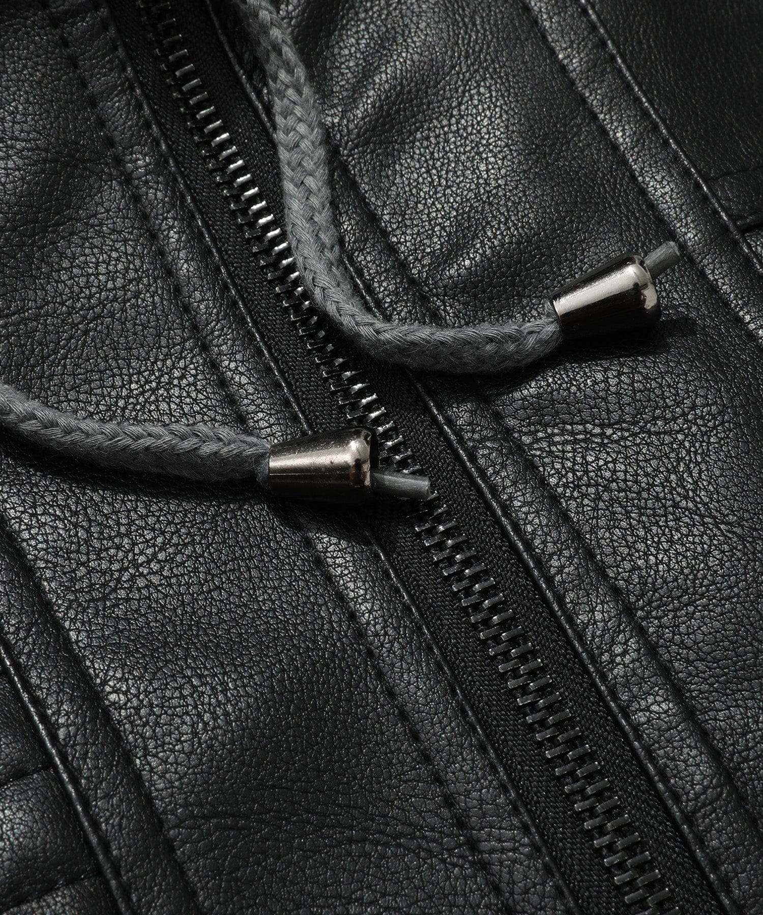 Jetstream Windbreaker